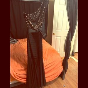 Gorgeous mermaid style dress size 14